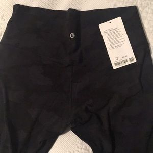 NWT Lululemon Camo Align HR Pant 25”